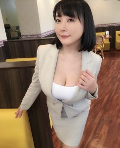 Con đường sự nghiệp của nữ diễn viên