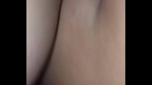 Lồn dâm nhiều nước có làm anh phê lên cơn nứng không