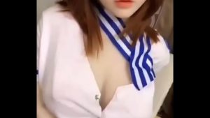 Hotgirl show hàng lộ bưởi cực phê