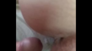 Khóa lỗ lồn của em yêu bằng con cặc khủng của anh