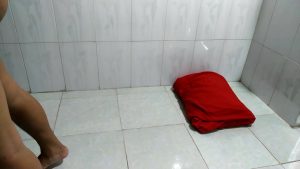 Ông Chủ Nhờ Vào Phòng Giúp Một Việc Rồi Ông Chủ Cho 1 Triệu