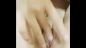 Em muốn được cặc nhét vào lồn