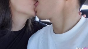 Nghịch sờ lồn cô em xinh đẹp dâm quá trời